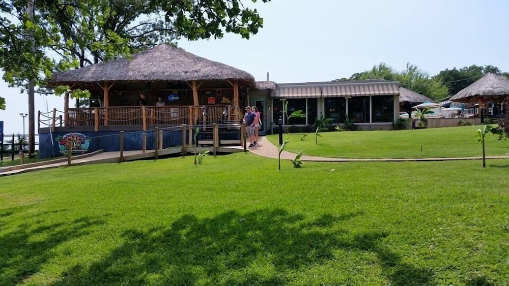 Lake Texoma Lodge and Resort