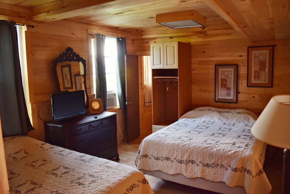 Townhouse Hotel - Property Image 12