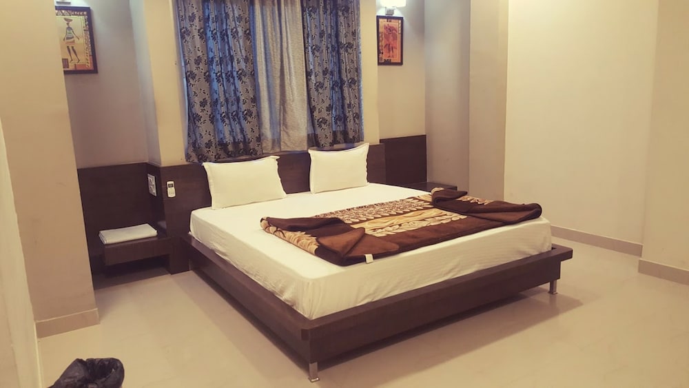 Hotel Surya Mahal