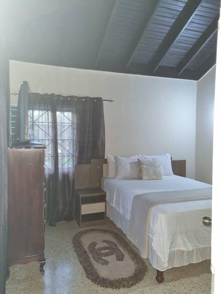 3-bed House Sleeps 6 With Mountain Views