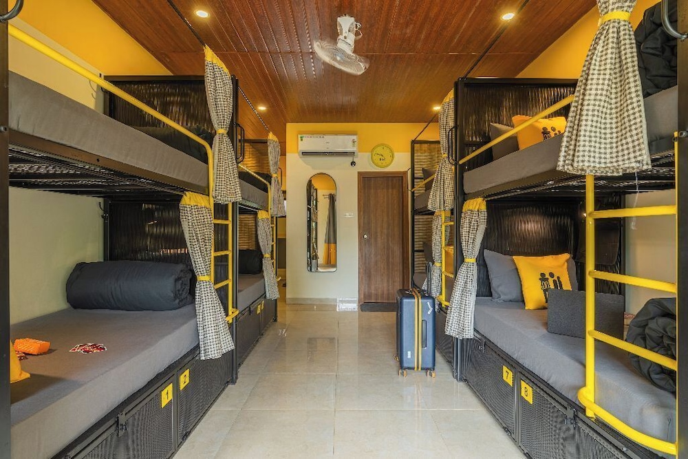 The Hosteller Lonavala City Centre