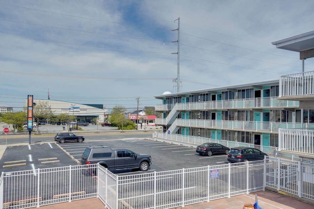 Surf Inn Suites