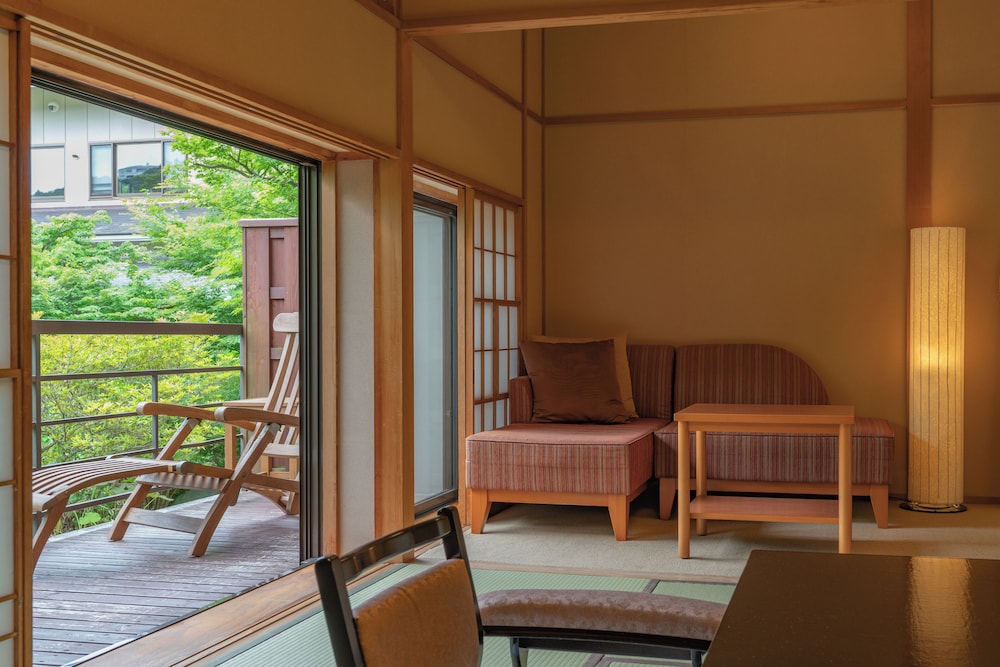 Narashino no sato Gyokusui -6 years or older-