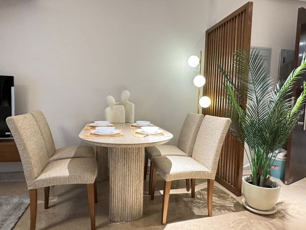 Mynt stay hotel apartment - zed towers