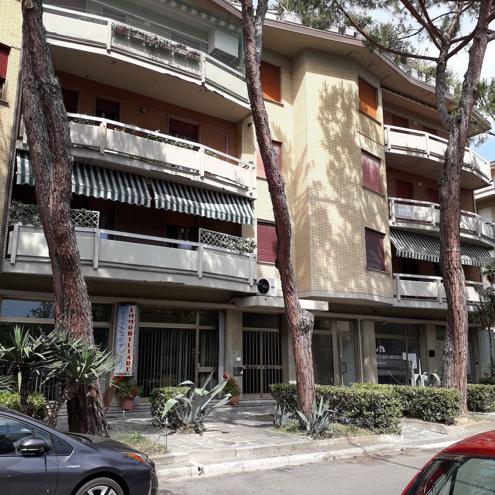 The Residence of the Ronchi view 2