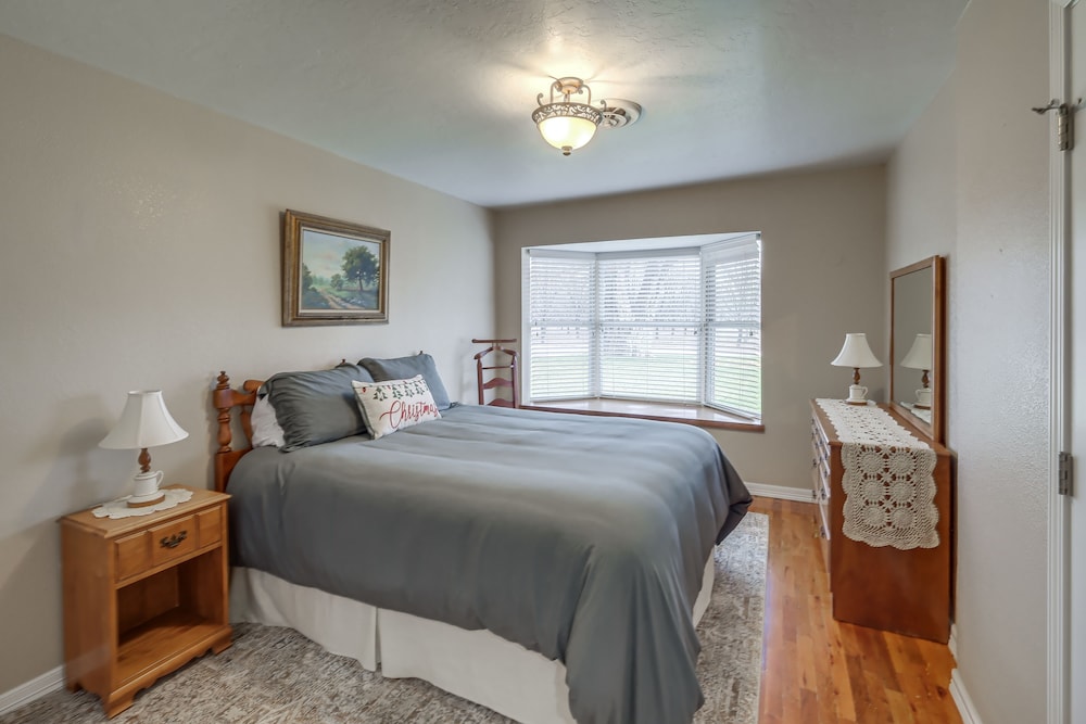 Peaceful Artesia Vacation Rental w/ Orchard Views! view 5