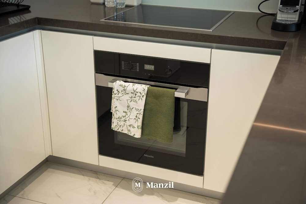 Manzil - Lux 1BR minutes to Dubai Mall