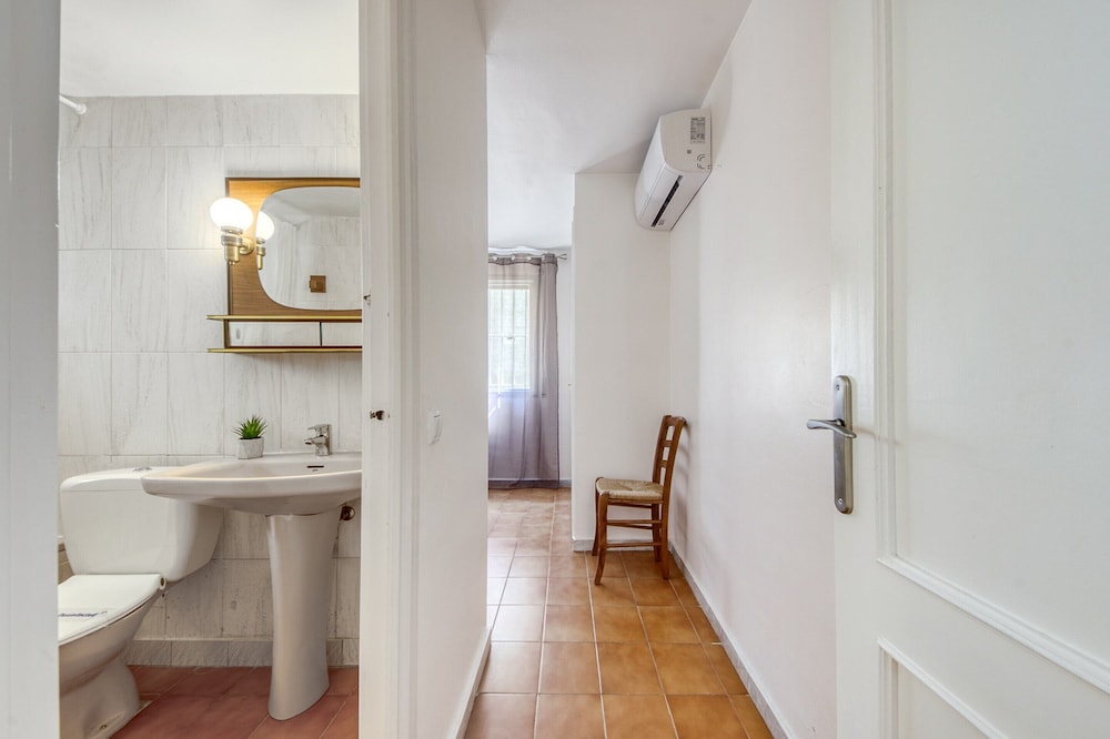 Apartment in Roses Near Canyelles Beach photo 2