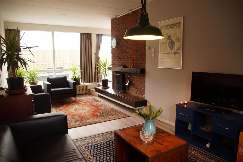 Holiday Home in Noordwijkerhout With Garden