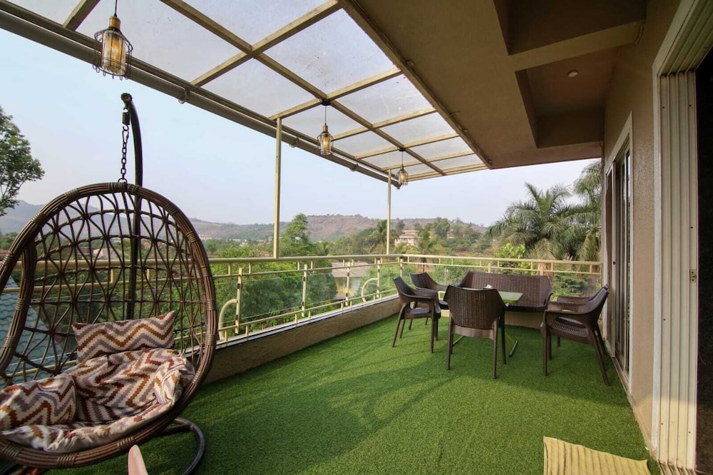 Parmar mount view