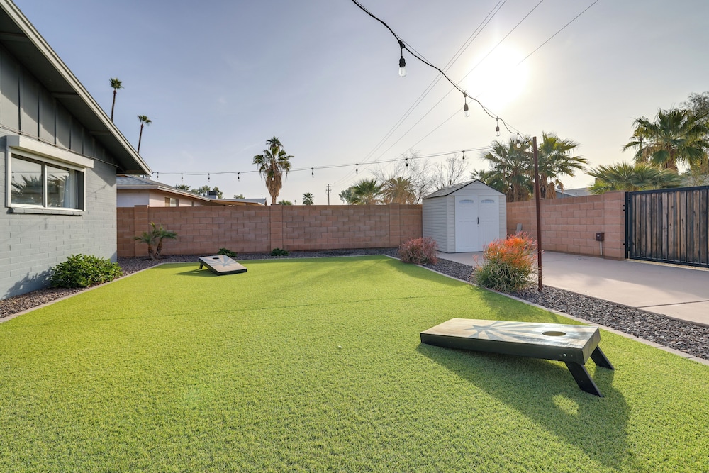 4 Mi to Dtwn: Home w/ Fire Pit & Patio in Tempe