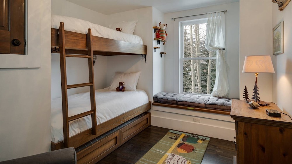 Breck_diamond_view