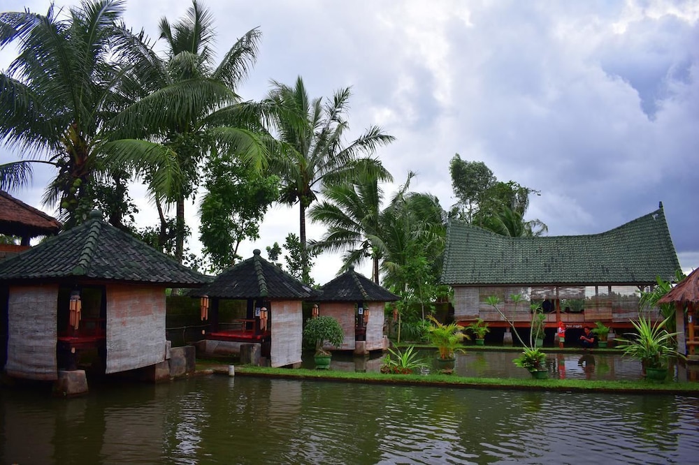 Cahaya Tetebatu Inn