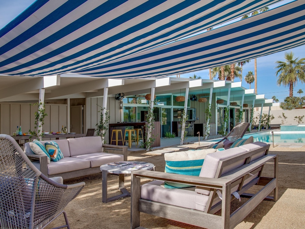 Palm Springs Vacations - West Elm House 2017: The Alexander - Property Image 13