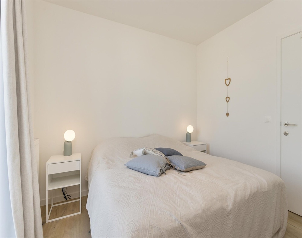 Flat in Belgium Near Sea Dyke & Town Center