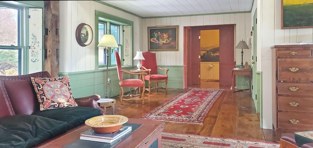 Old Orchard House