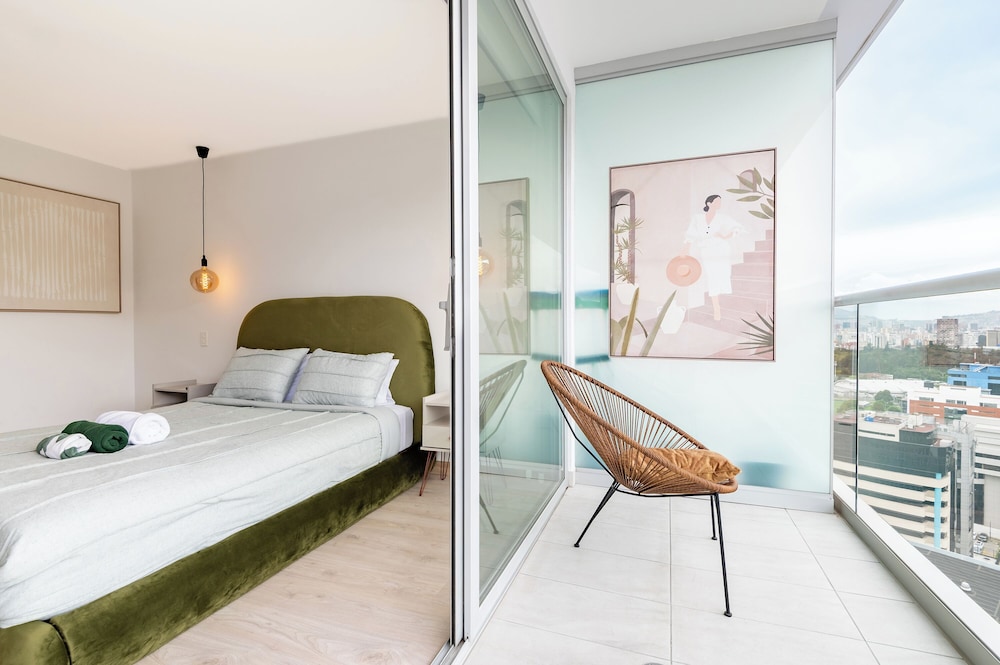 Edificio One by Host Ecuador