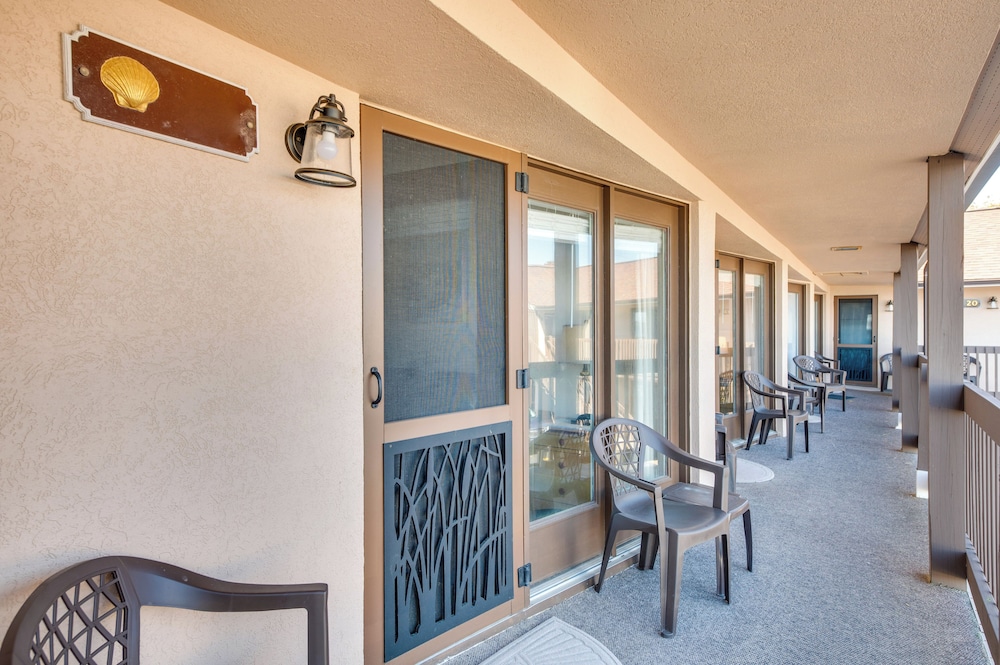 'beachfront 15' Condo on Old Orchard Beach