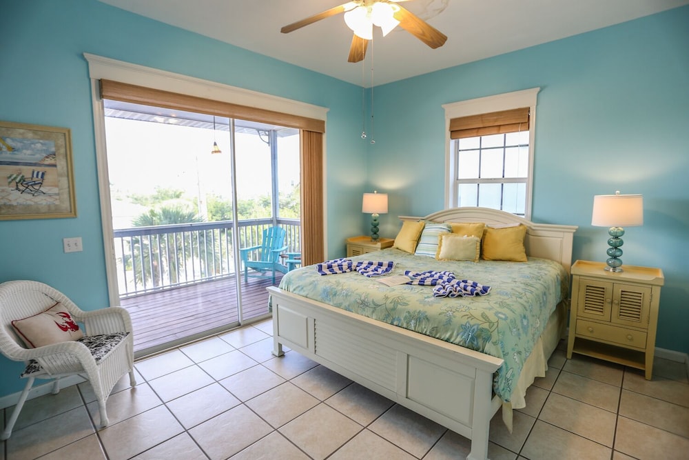 26653 Hickory Blvd view 2