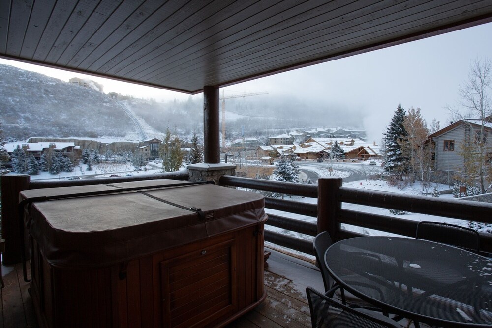 Trail's End Lodge at Deer Valley Resort - Two Bedroom Residence with Spa #101 2 Condo