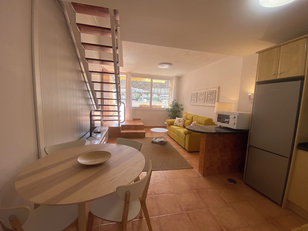 Modern Duplex Apartment Near Swimming Pool