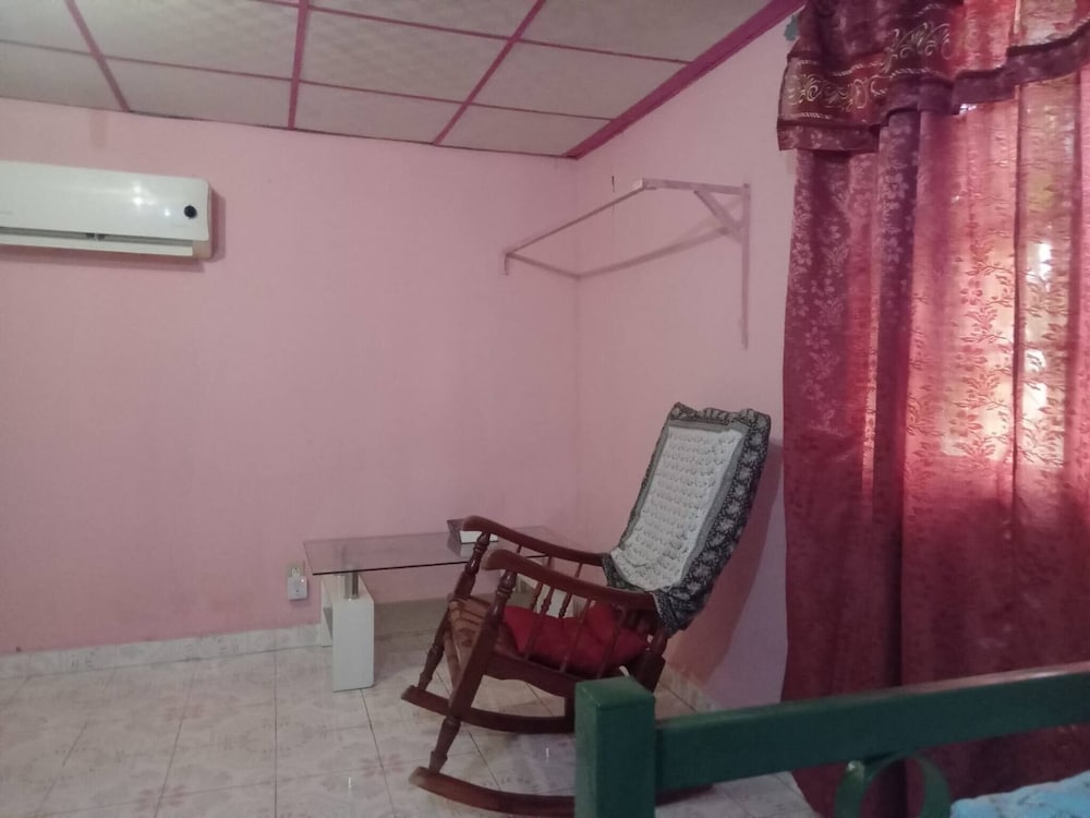 Cozy La Chorrera Villa With Private Patio & Nature Views