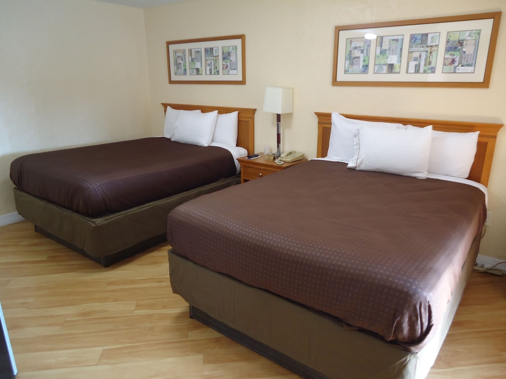 Budget Inn
