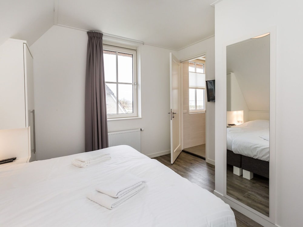 Villa in Friesland With Sauna and Whirlpool