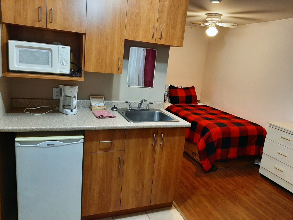 Trois-rivieres Vacations - Auberge Motel La Reference - Property Image 30