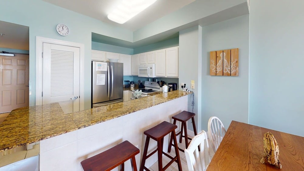 Coastal Condo 707 by Brightwild Beachfront