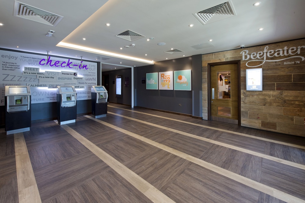 Premier Inn London Hayes Heathrow - Hyde Park 5