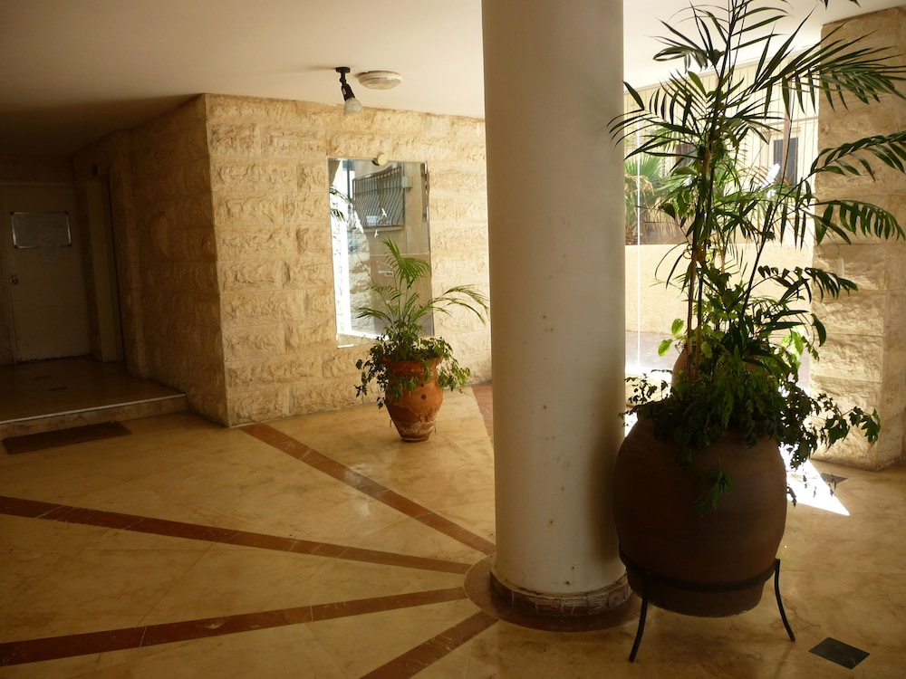 Elena Apartments