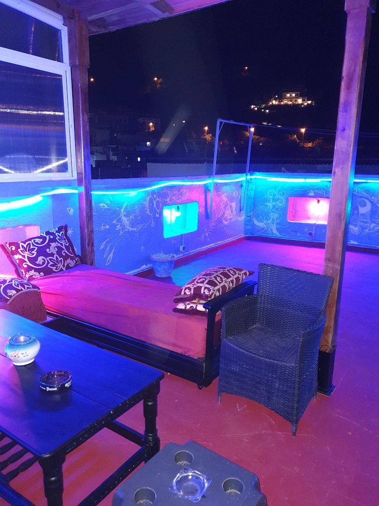 aline hostel
