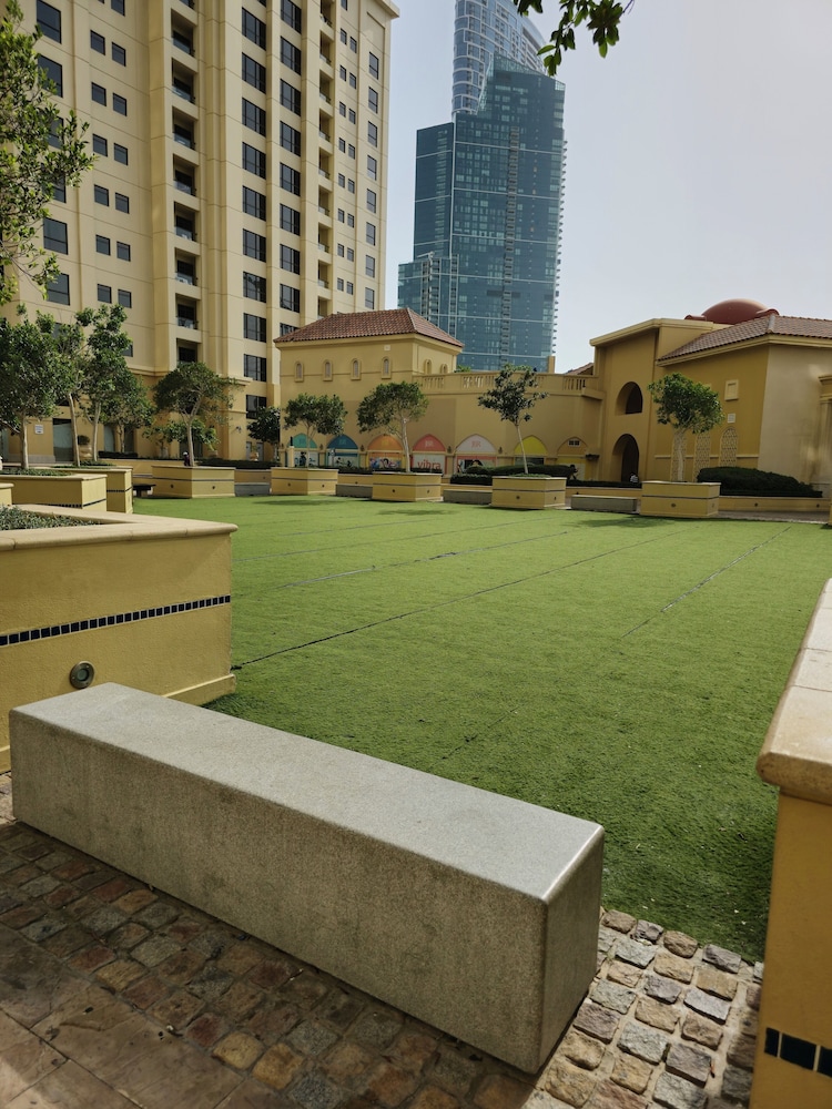 Urban Panda Mirror Maze Hostel JBR
