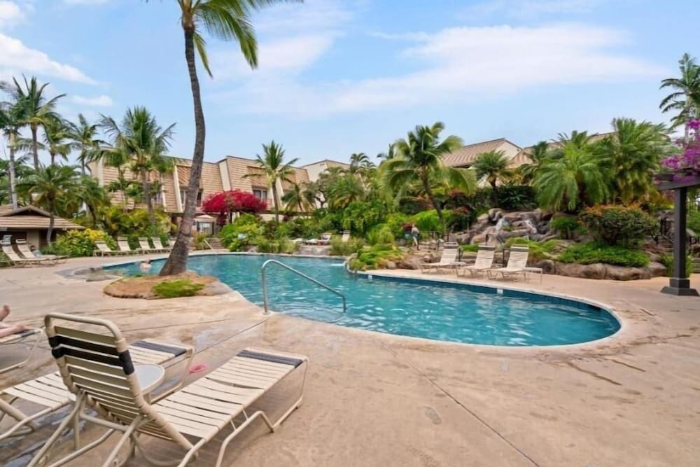 Maui Kamaole, #c-203 2 Bedroom Condo