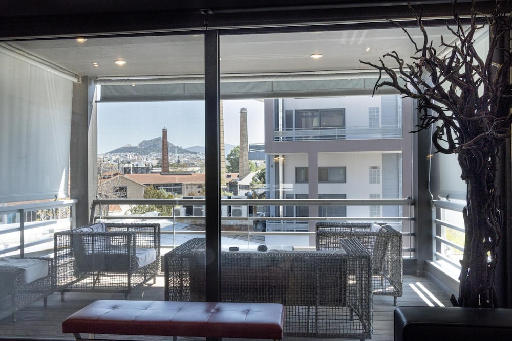 Iakxou 26 in Athens With 1 Bedrooms and 1 Bathrooms