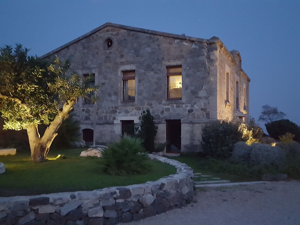 Casa Vella del Pantà de Riudecanyes view 3
