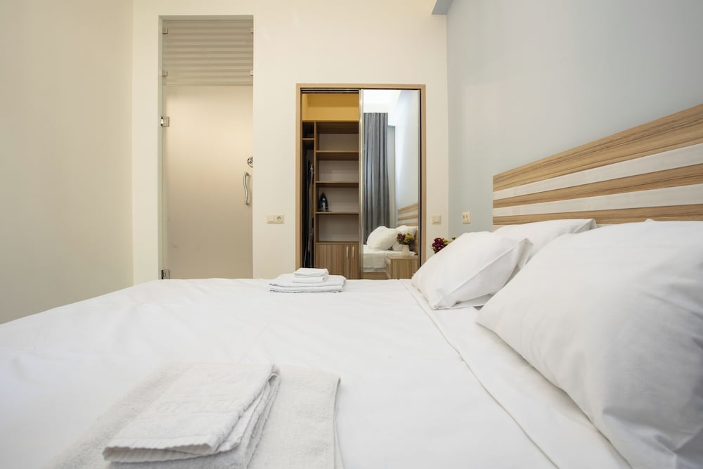Stay Inn on Yekmalyan St