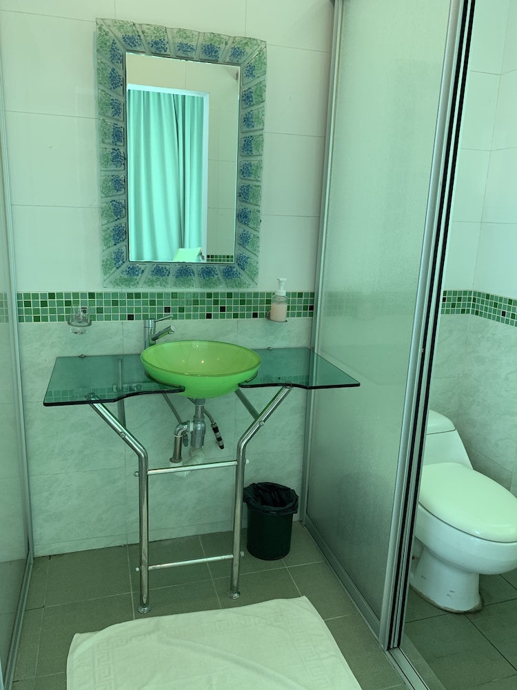 Mciti Suites