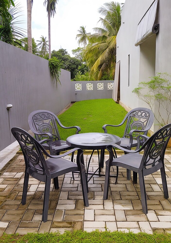 Avita Holiday Home