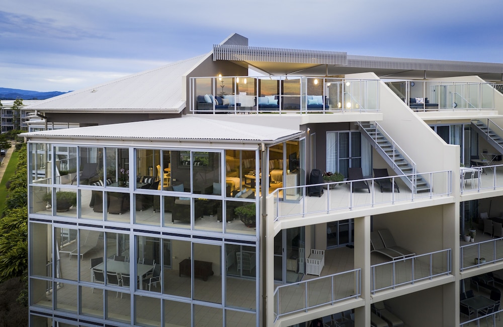 Luxury Apartments on Bells Boulevard