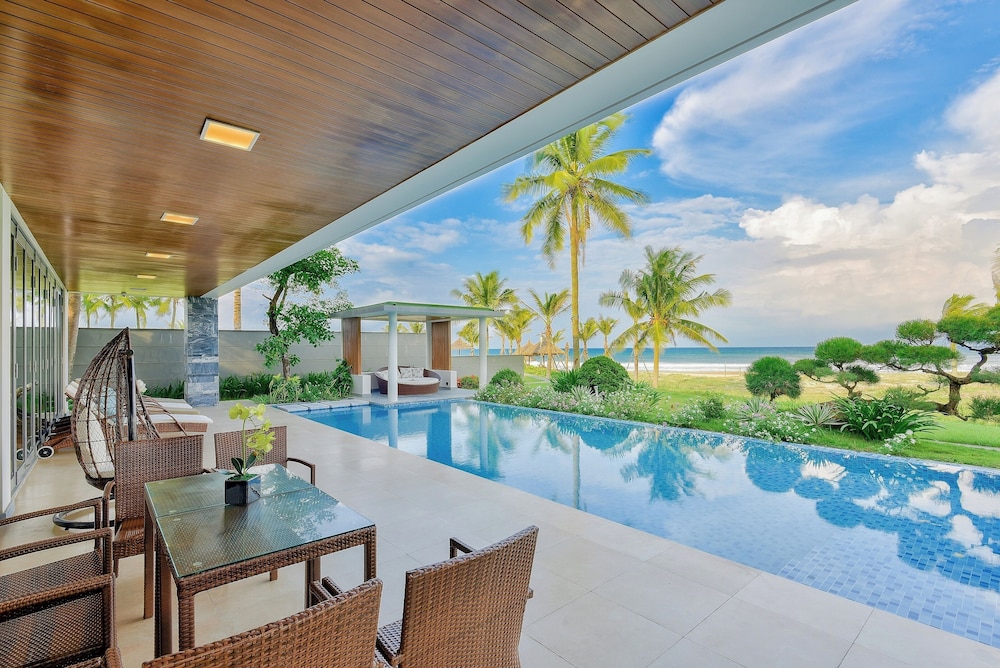 The Ocean Villa Da Nag By Abogo