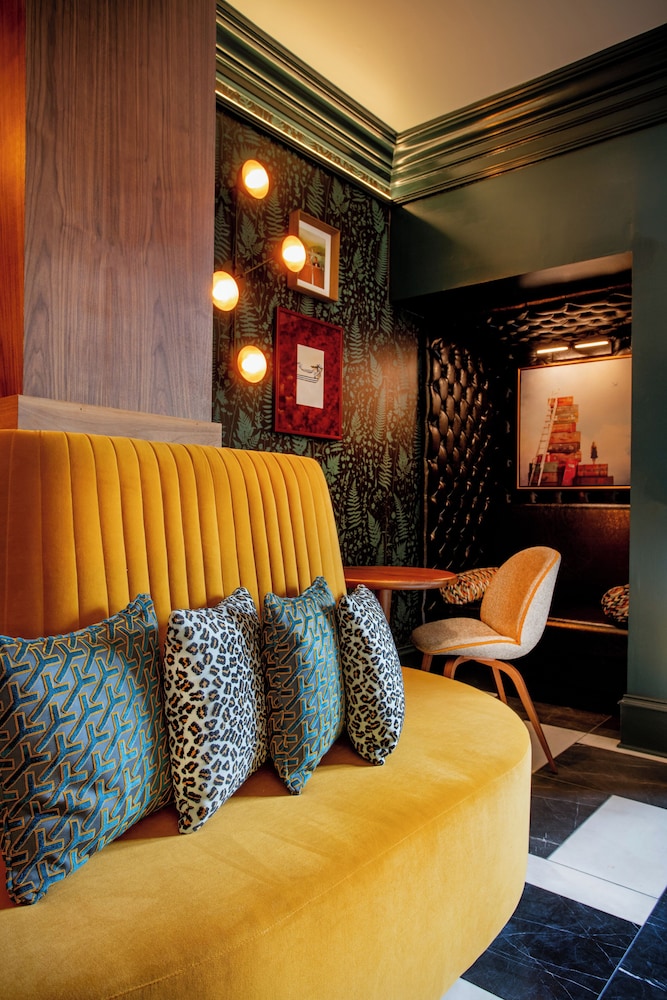 The Bell Athens by Kasa Living
