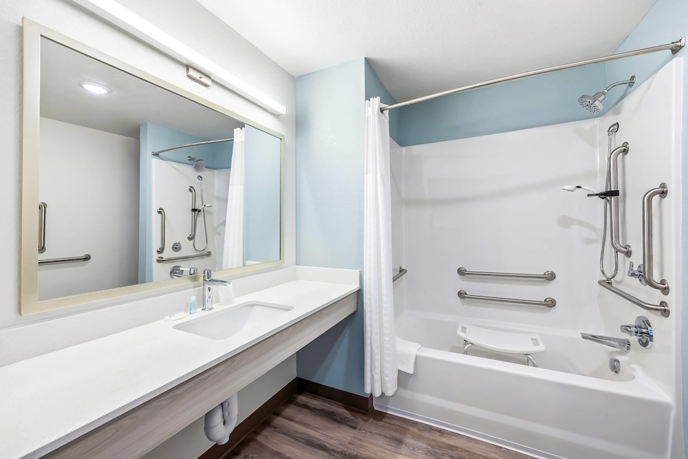 WoodSpring Suites Jackson Hub City