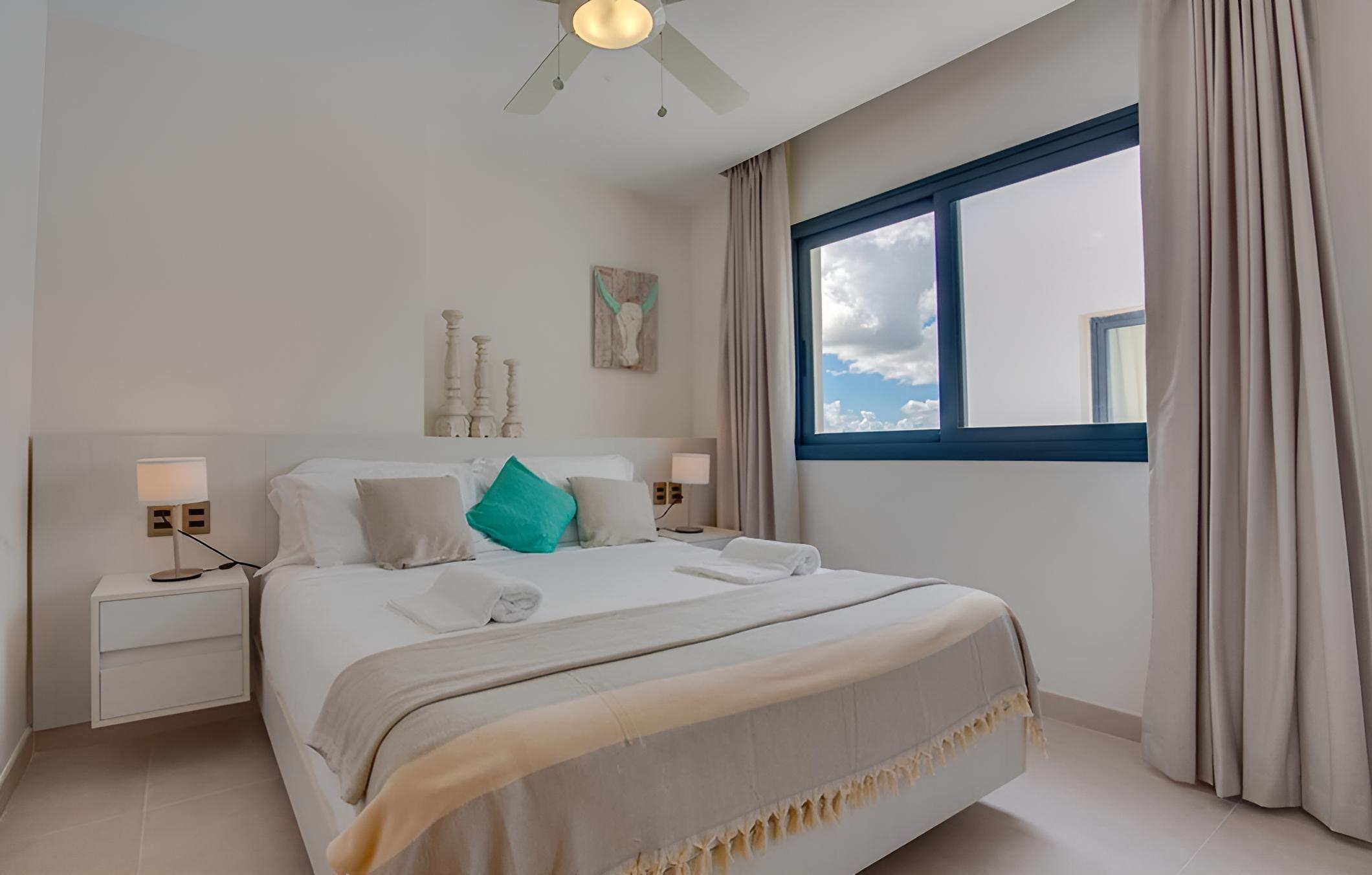 Condo w Private Picuzzi Best Location Los Corales view 5