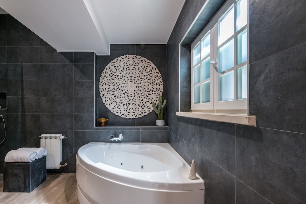 19 Tile Ceramic Concept - by Unlock Hotels