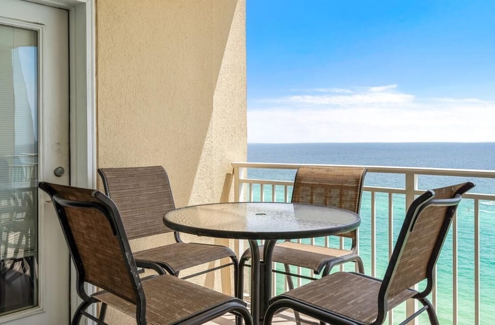 Emerald Beach 1631