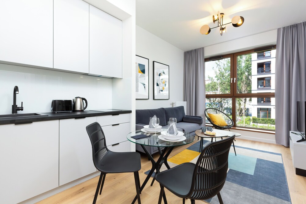 Apartments Warsaw Breweries by Renters view 2