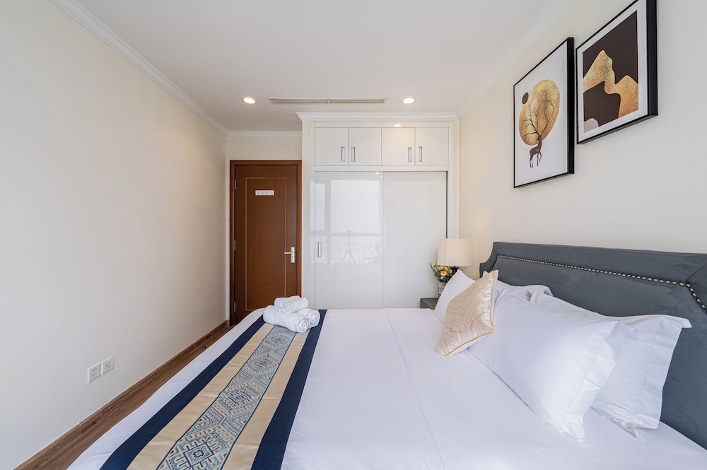 Vinhomes Central Park Apartment by Hava