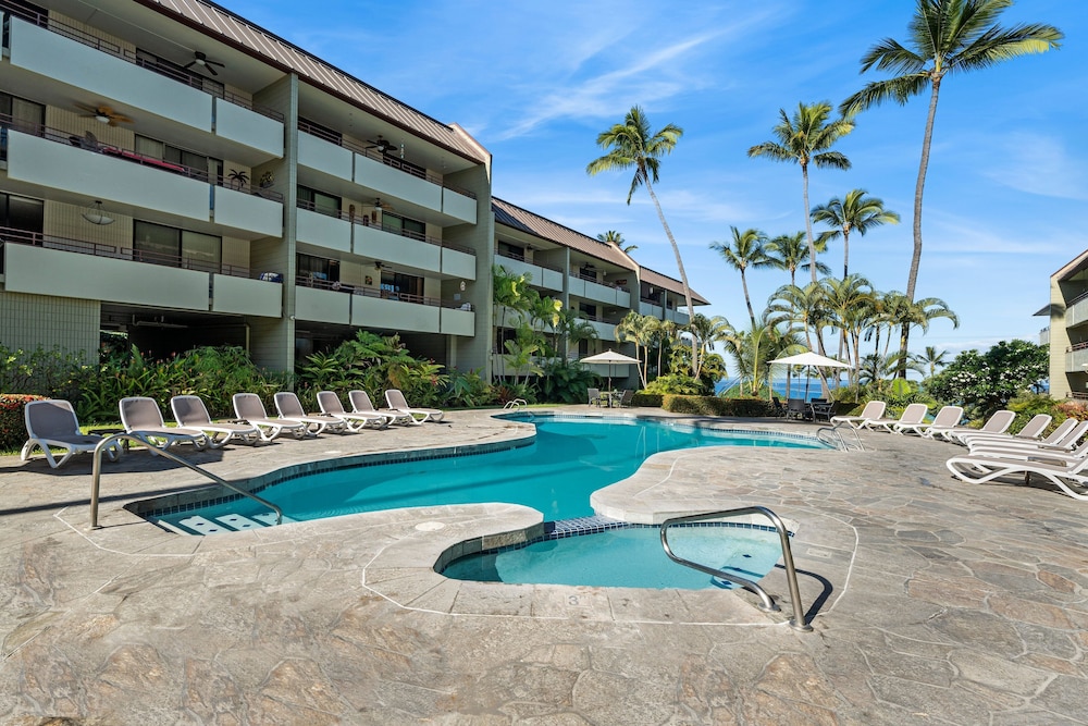 Big Island White Sands Village 202 2 Bedroom Condo